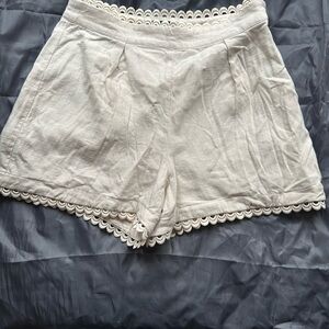 Express Cream High Waist Women's Shorts